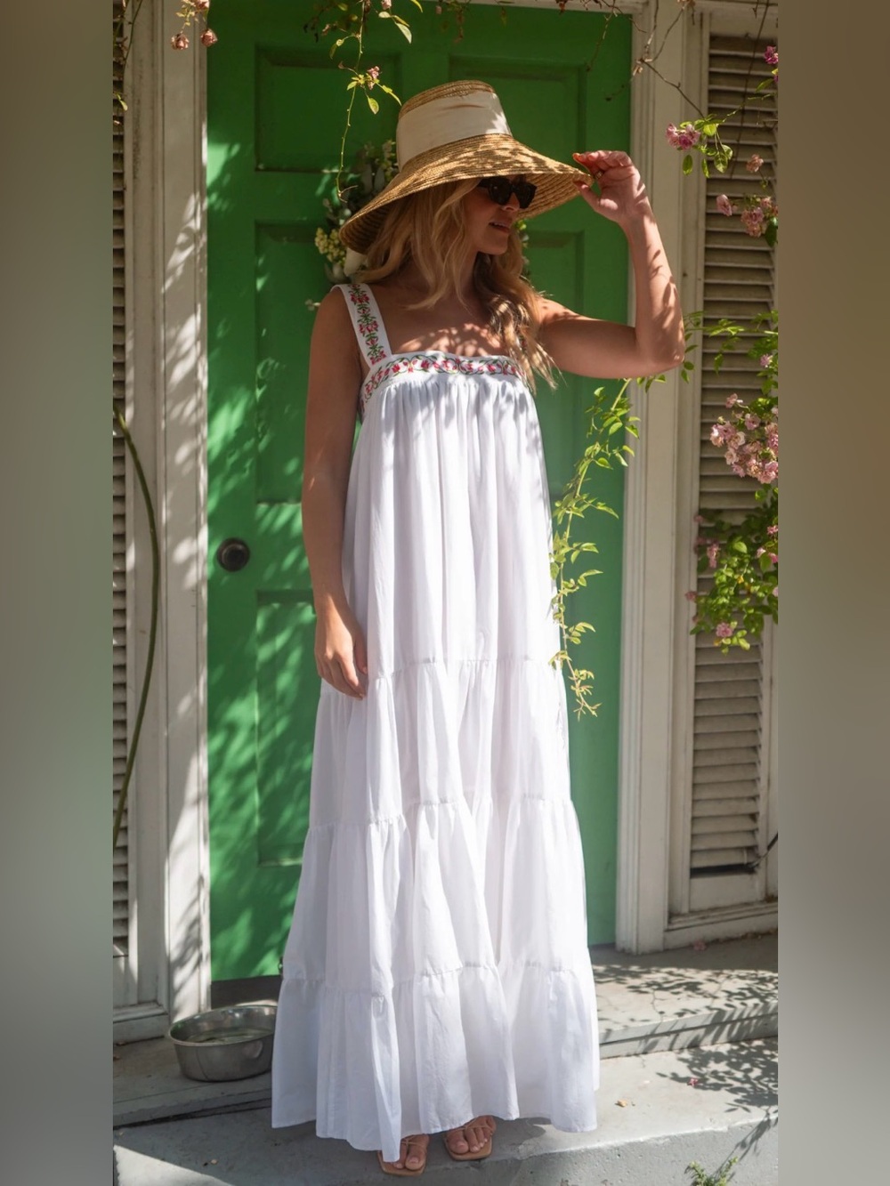 Kenny Flower 100% Organic Cotton White Embroidered Strap Sundress. Size M.